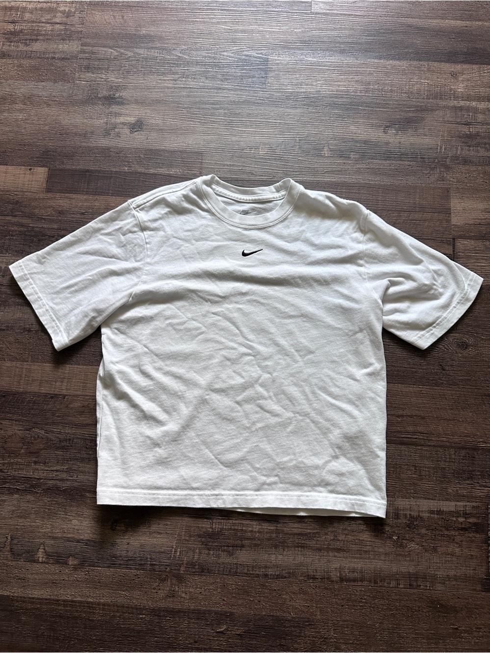 Nike White Short-Sleeve Swoosh T-Shirt